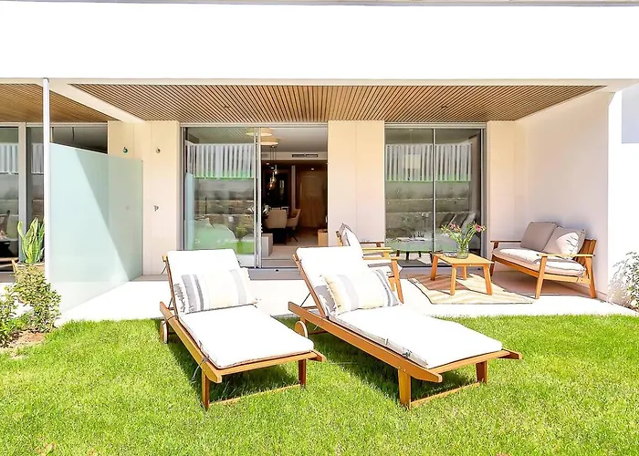 Appartement New Beachside Retreat W Gym, Pool & Large Terrace Marbellac