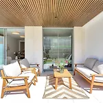 Διαμέρισμα New Beachside Retreat W Gym, Pool & Large Terrace