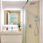 New Beachside Retreat W Gym, Pool & Large Terrace